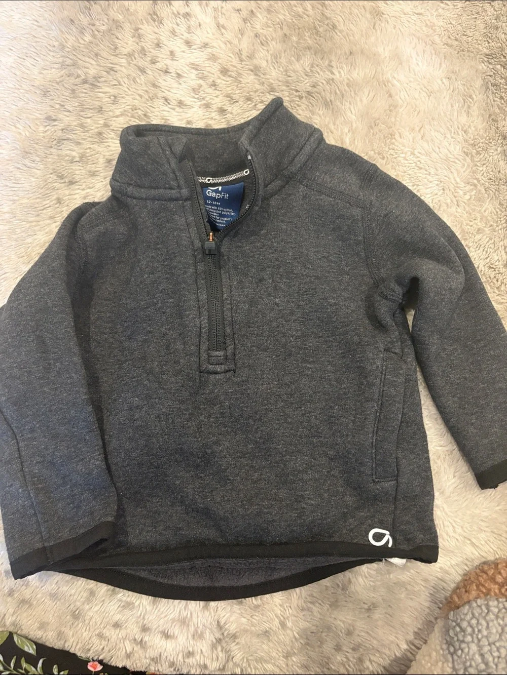 GAP Kids Heather Charcoal Quarter-Zip Pullover - Gray